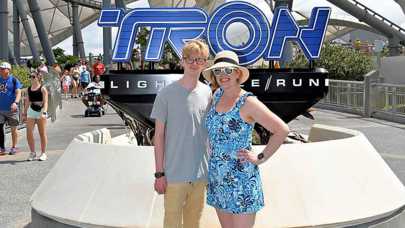 My Epcot After Hours (Super Sweaty) Trip Report: Double Your WDW Podcast